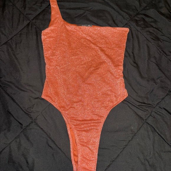 One Shoulder Rust Bodysuit - Picture 1 of 3
